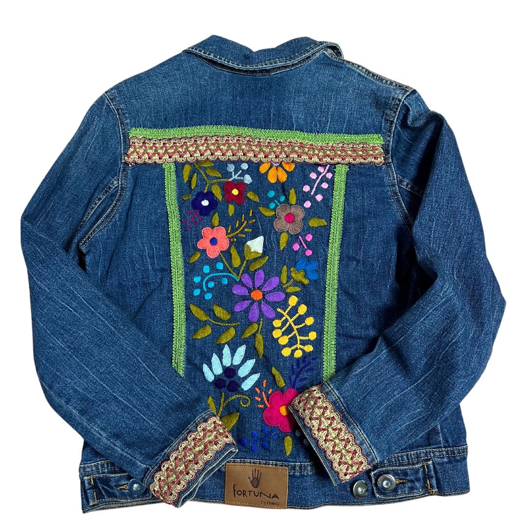 Chamarras De Mezclilla Con Flores Bordadas Chamarras De Mezclilla