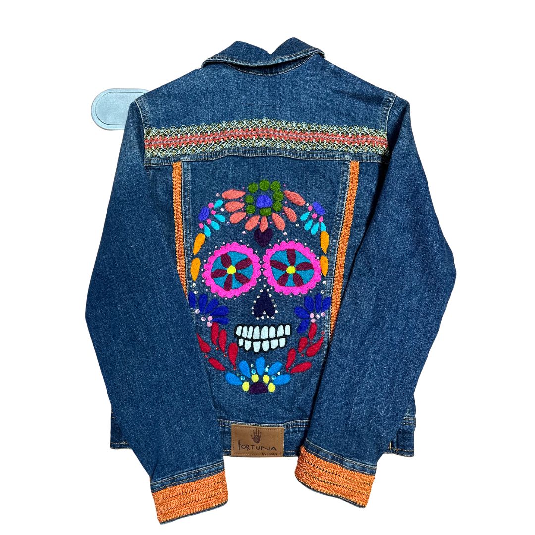 Chamarra con Calavera Bordada - CHICA
