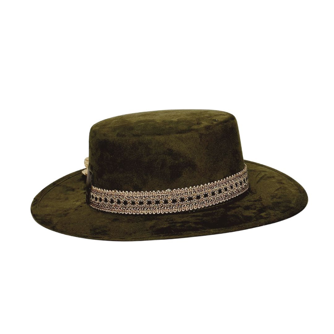 Sombrero cordobés verde con flores