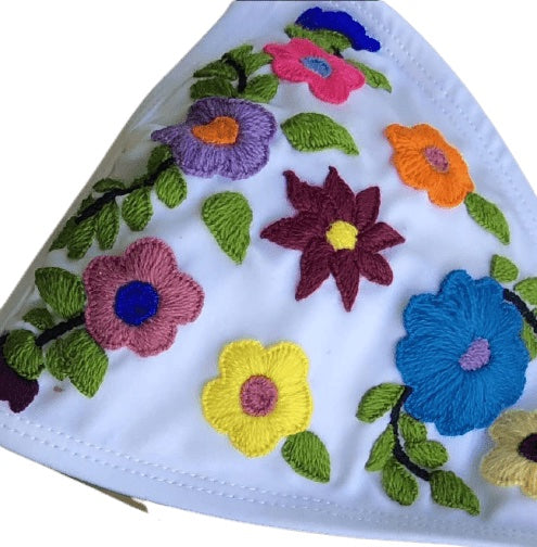 Traje de Baño Bordado dos piezas en Flores Blanco y en Color Negro