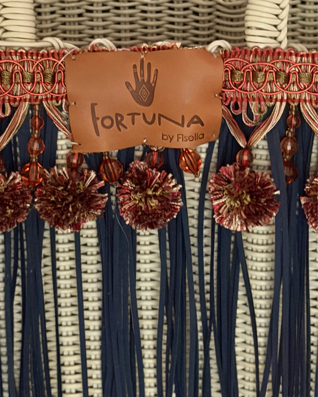 Bolsa Fringe Mediana  flecos Azules y Pompones / Fortuna by Fisella