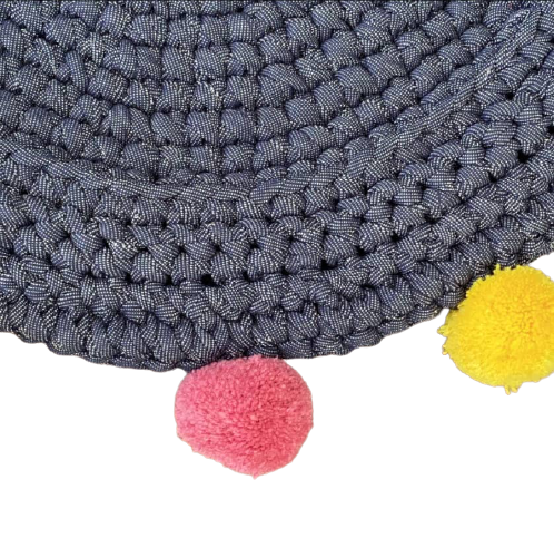 Bolsa tejido trapillo redonda pompones de colores